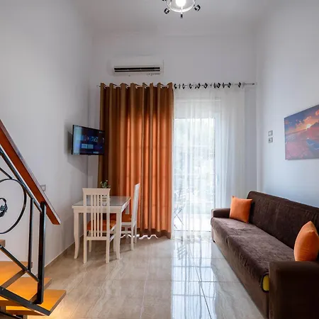 Crown Deluxe Апартаменты