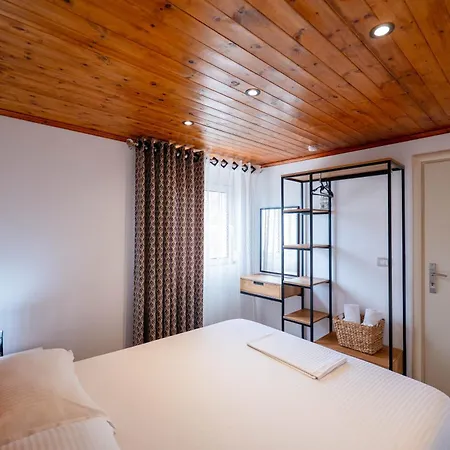 Crown Deluxe Апартаменты *