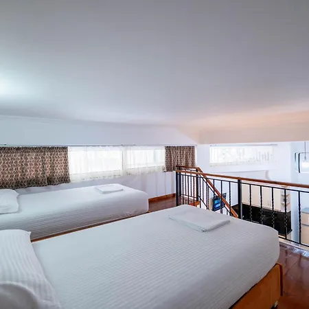 Crown Deluxe Апартаменты *