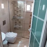 Crown Deluxe