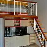 Crown Deluxe