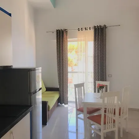 Apartment Crown Deluxe Sarande