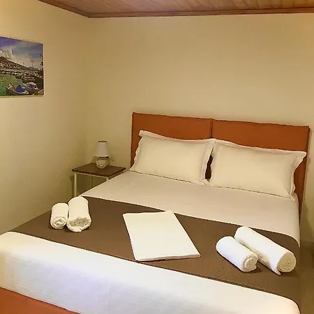 Apartment Crown Deluxe Sarande
