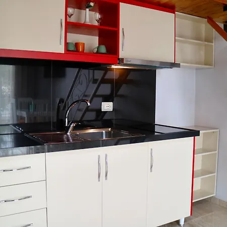 Apartment Crown Deluxe Sarande