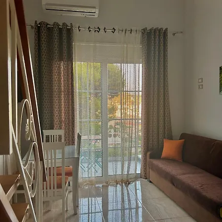 Crown Deluxe Apartament