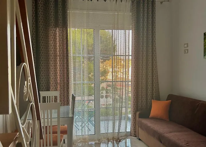 Crown Deluxe Apartament